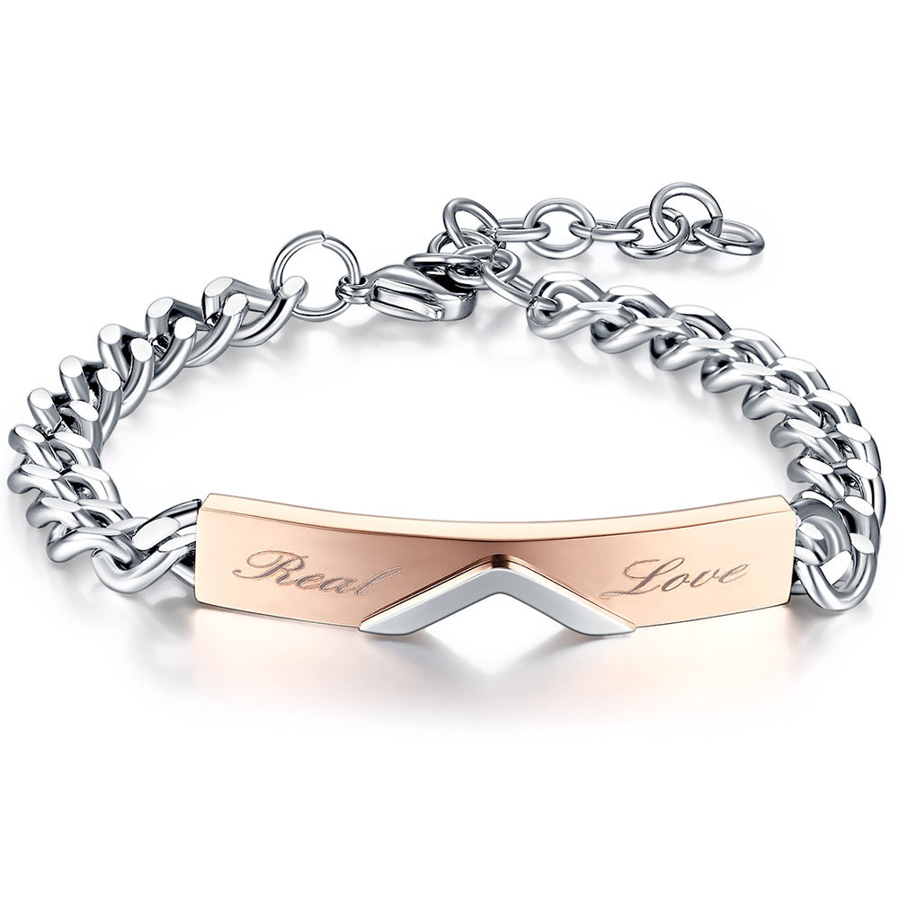 Damen Armband mit gravierbarem Herzanhänger und eleganter Kettenstruktur Shop Nory