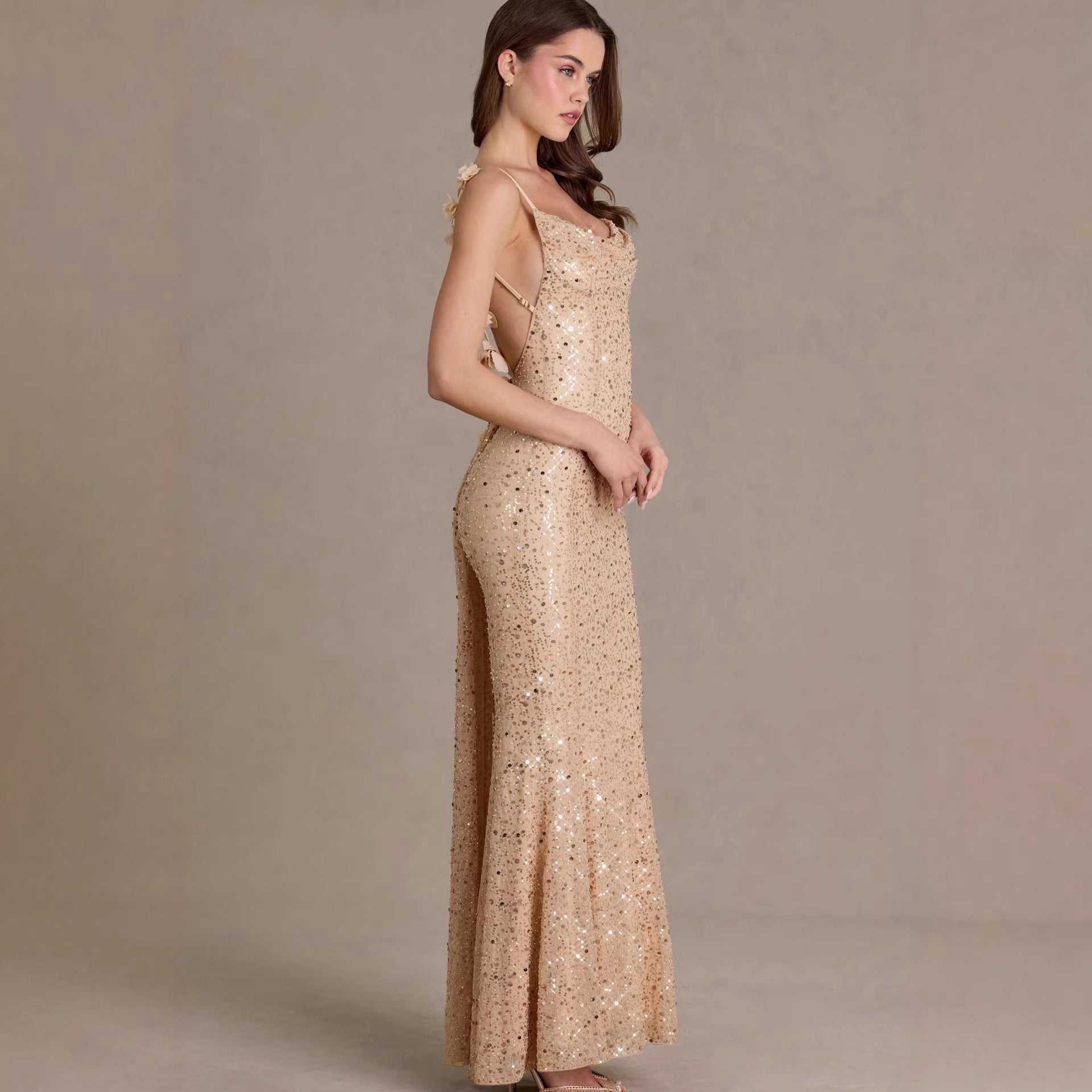 Damen elegantes Pailletten-Maxi-Kleid mit schickem Wasserfallausschnitt und figurbetonter Silhouette Shopnory