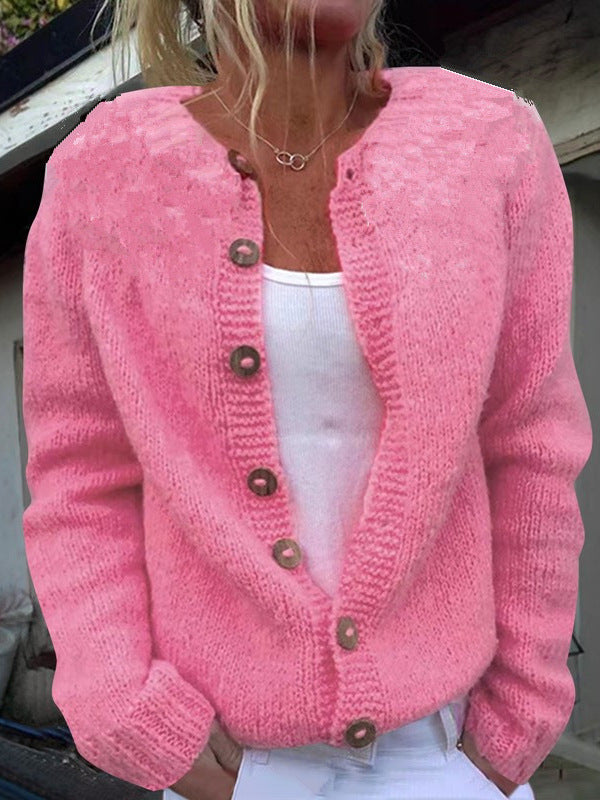 Damen nan kuscheliger Strickcardigan mit Zierholzknöpfen und Rundhalsausschnitt Shop Nory