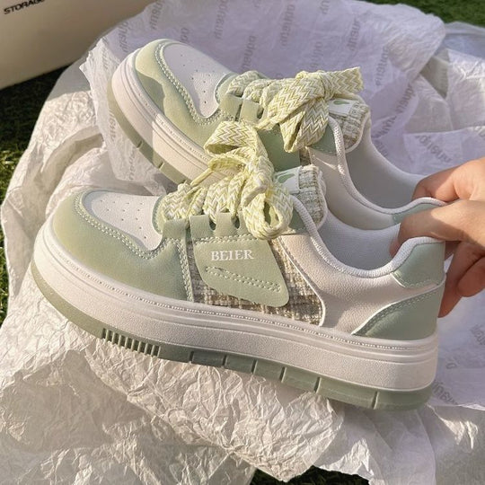 Damen Freizeit-Sneaker mit zweilagiger Wedgesohle, Tweedpaneel und geflochtenen Schnürsenkeln Shop Nory