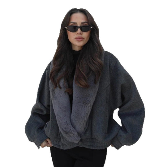 Damen Kurzjacke mit voluminösem Kunstfell-Schalkragen und elastischem Saum Shop Nory