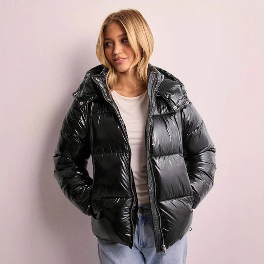 Damen Stepp-Pufferjacke mit Kapuze, hohem Stehkragen und Zwei-Wege‑Reißverschluss Shop Nory