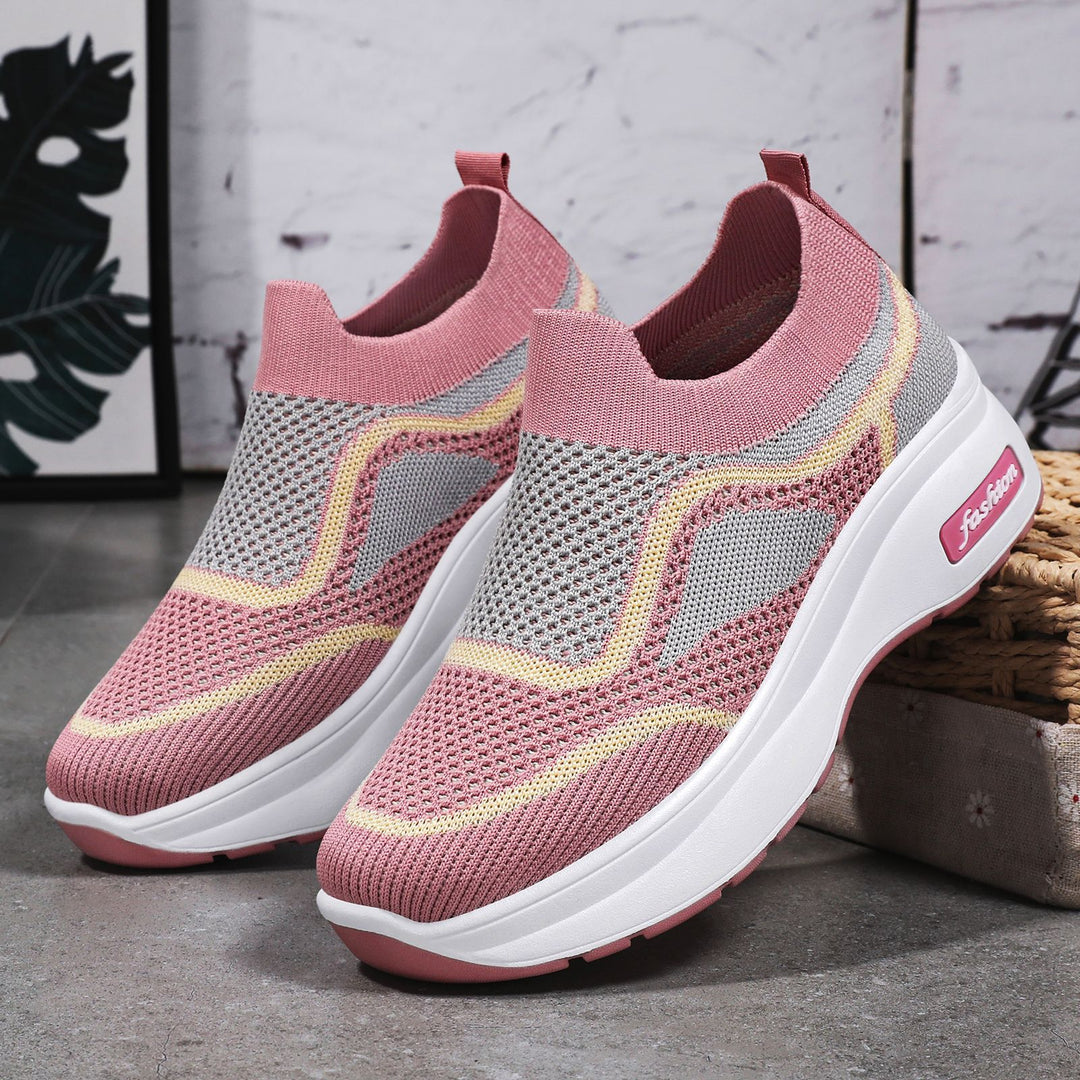 Damen nan ultraleichter Strick-Slip-On mit ergonomischer Keilsohle und herausnehmbarem Komforteinlagenfach Shop Nory