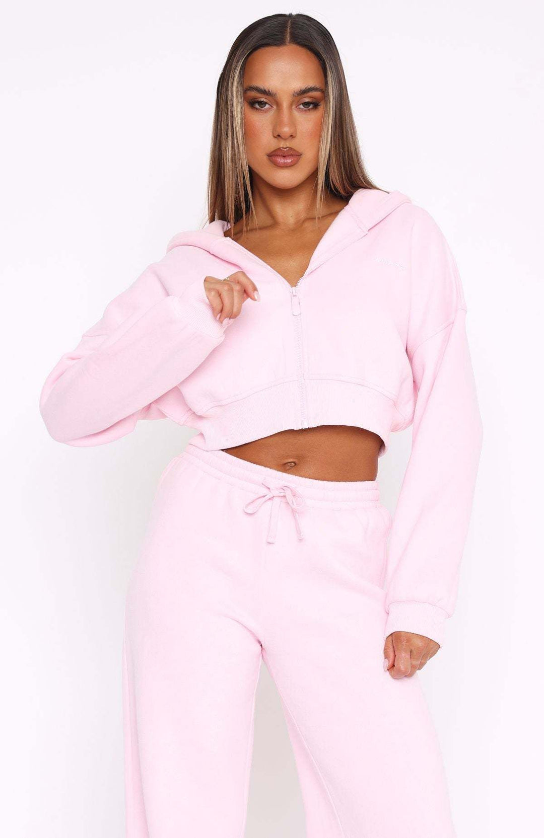 Damen moderner Cropped Hoodie und weite Jogginghose Set Shopnory