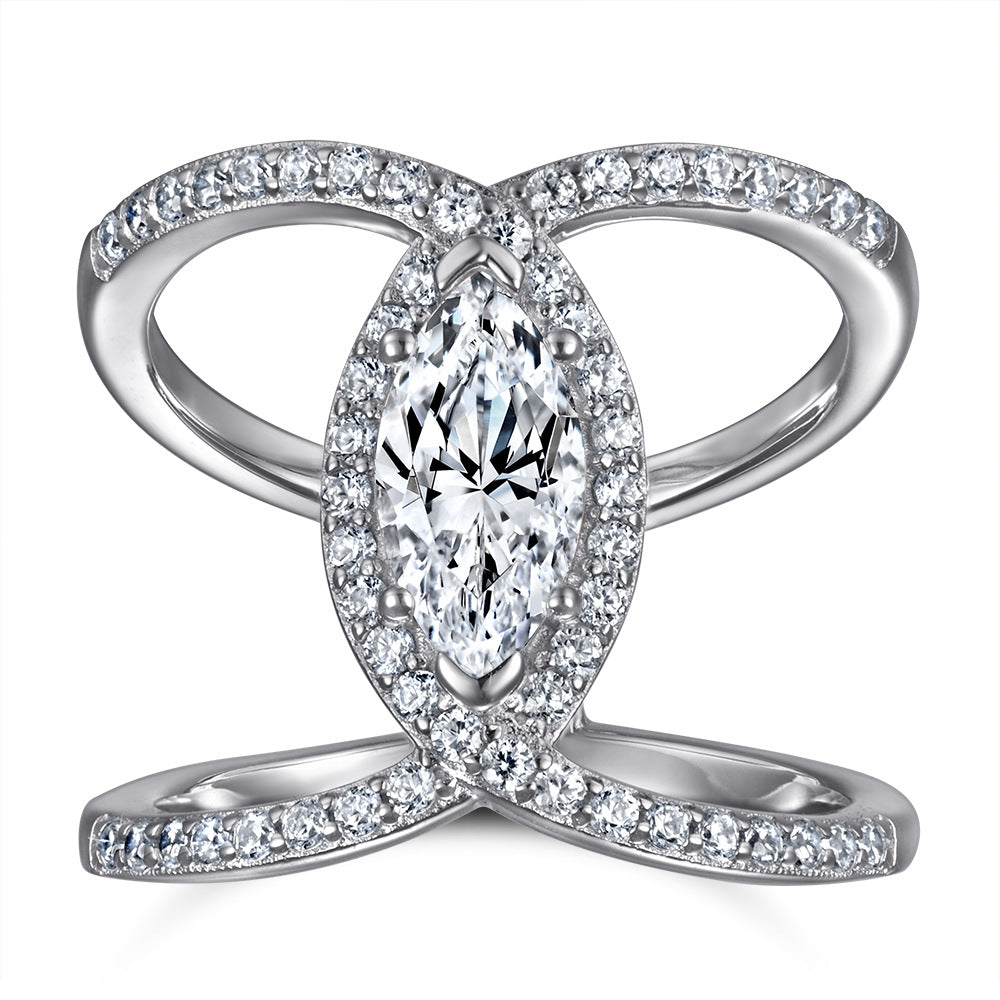 Damen eleganter und funkelnder Verlobungsring mit Zirkonia Shop Nory