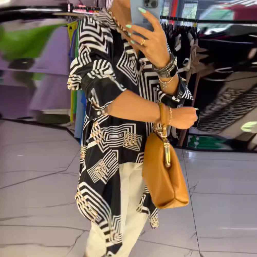 Damen Tunika mit modernem geometrischem Muster und elegantem Schnitt