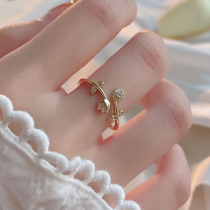 Damen Offener Ring mit funkelnden Zirkonia und kunstvollem Design Shop Nory
