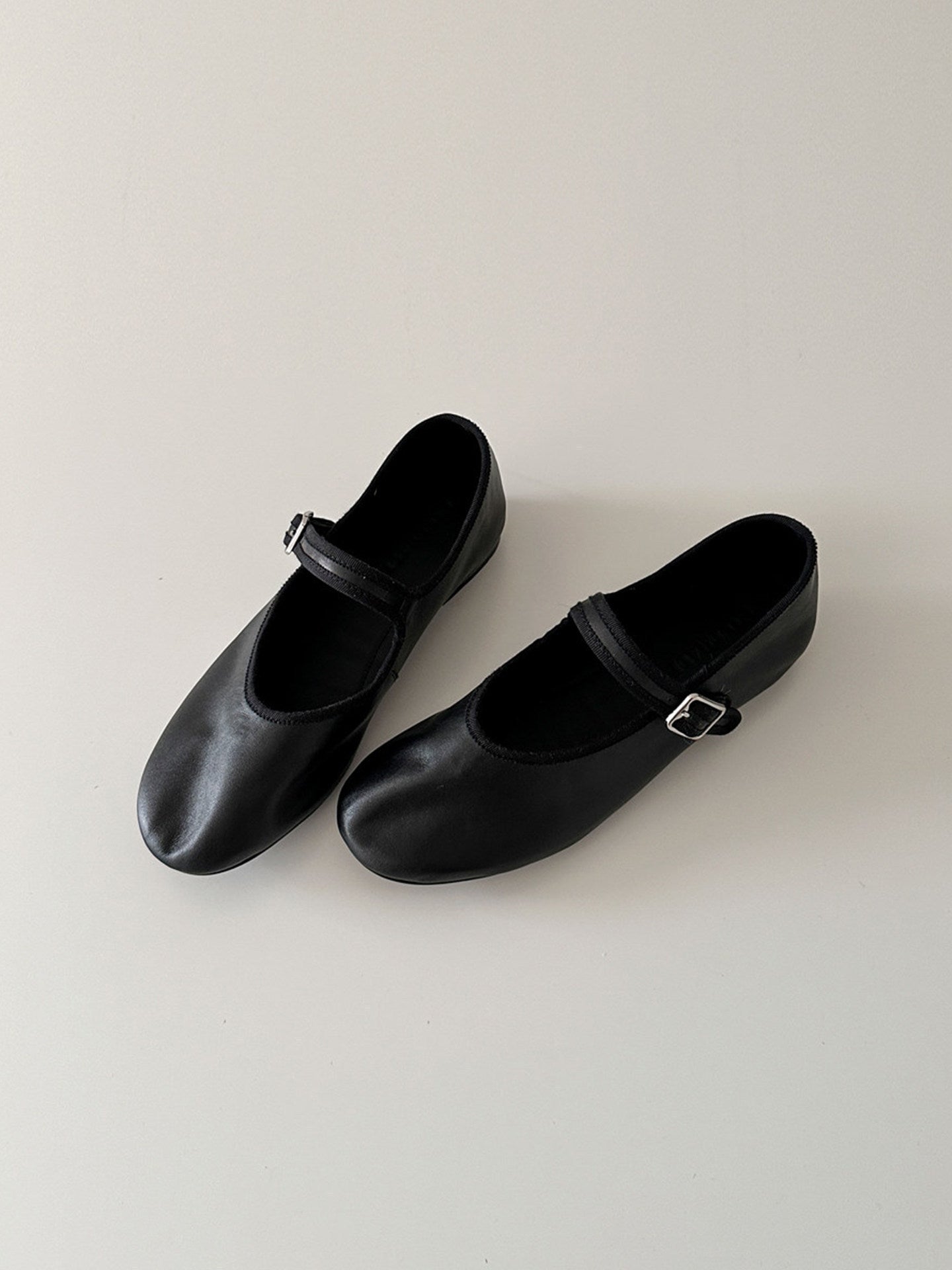 Damen Ballerinas mit verstellbarem Riemchen