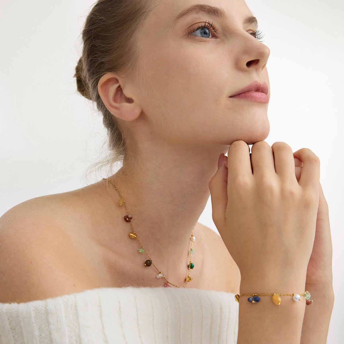 Damen Armband mit bunten Natursteinen und hypoallergenem Edelstahl Shop Nory