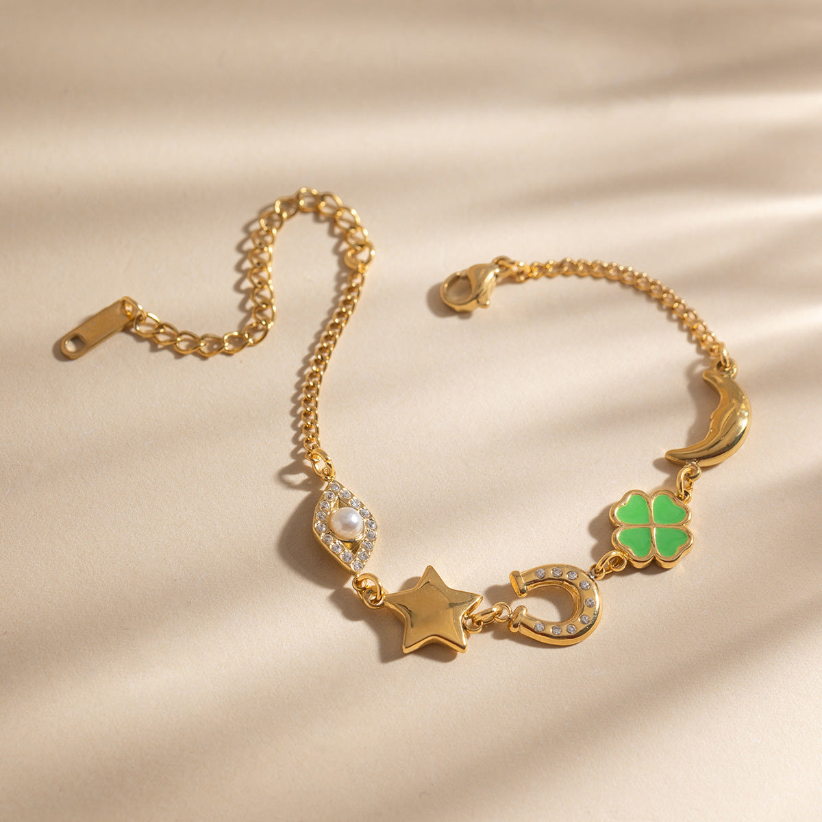 Damen Armband mit funkelnden grünen Kristallen und hypoallergenem Edelstahl Shop Nory