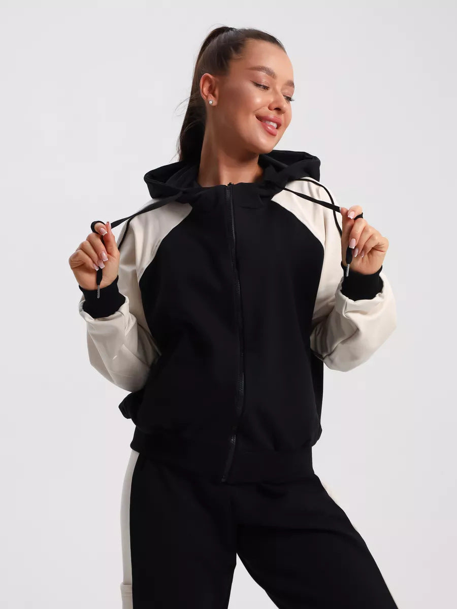 Damen modische Sportjacke mit hohem Kragen und dezentem Farbkontrast