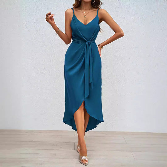 Damen Etuikleid mit elegantem Wickel-Design und schwingendem Saum