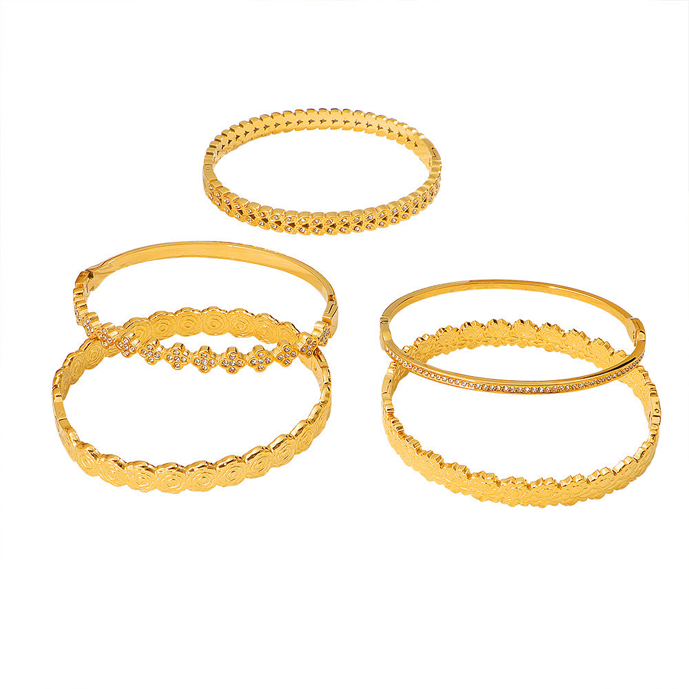 Damen Blumen-Design Kristall-akzentuierte Armreif Shop Nory