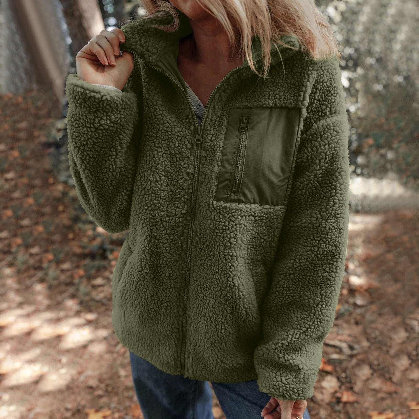 Damen Jacke mit hochabschließendem Kragen und praktischer Brusttasche