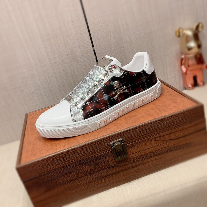 Damen Sneakers mit luxuriöser Applikation und sportlichem Design Shopnory