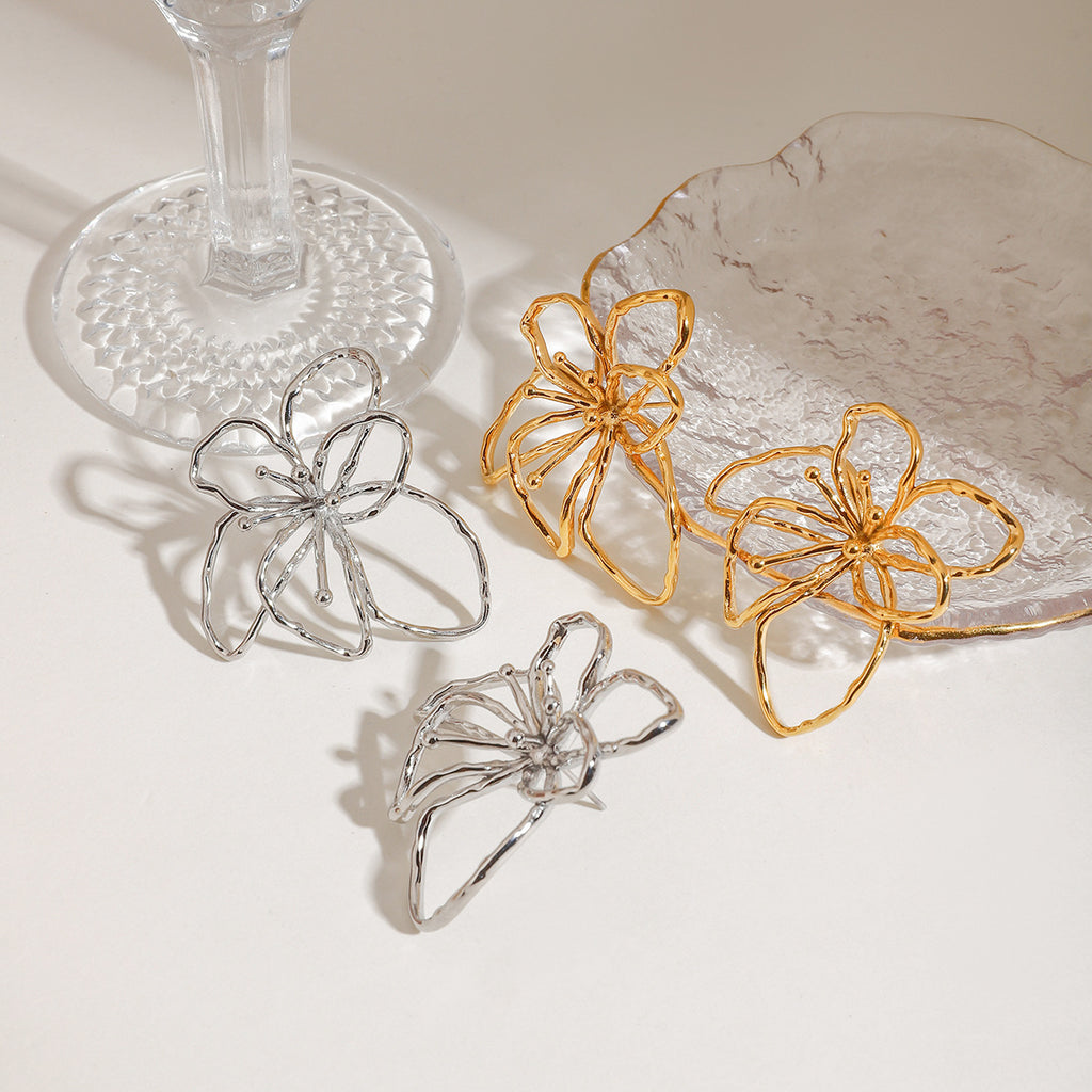 Damen Edelstahl Ohrstecker in floraler Gestaltung Shop Nory