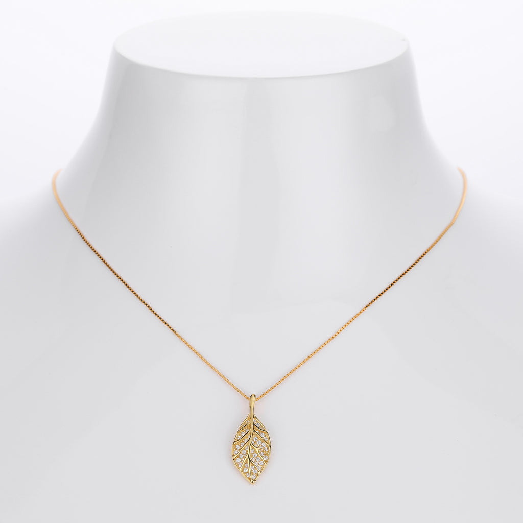 Damen Halskette mit filigranem Blätterdesign und hochwertigem Zirkonbesatz Shop Nory