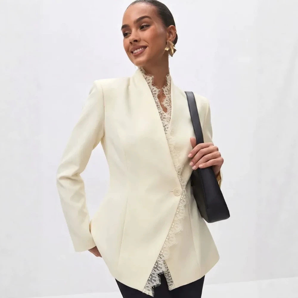 Damen Taillierter Blazer mit Spitzenbesatz und Zierknopf Shop Nory