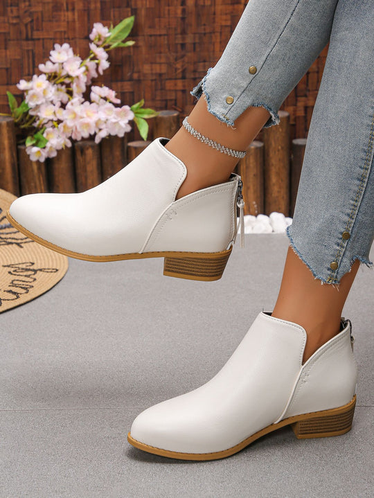 Damen Kurzstiefel mit Fersenreißverschluss, seitlichem Cut-Out und niedrigem Blockabsatz Shop Nory