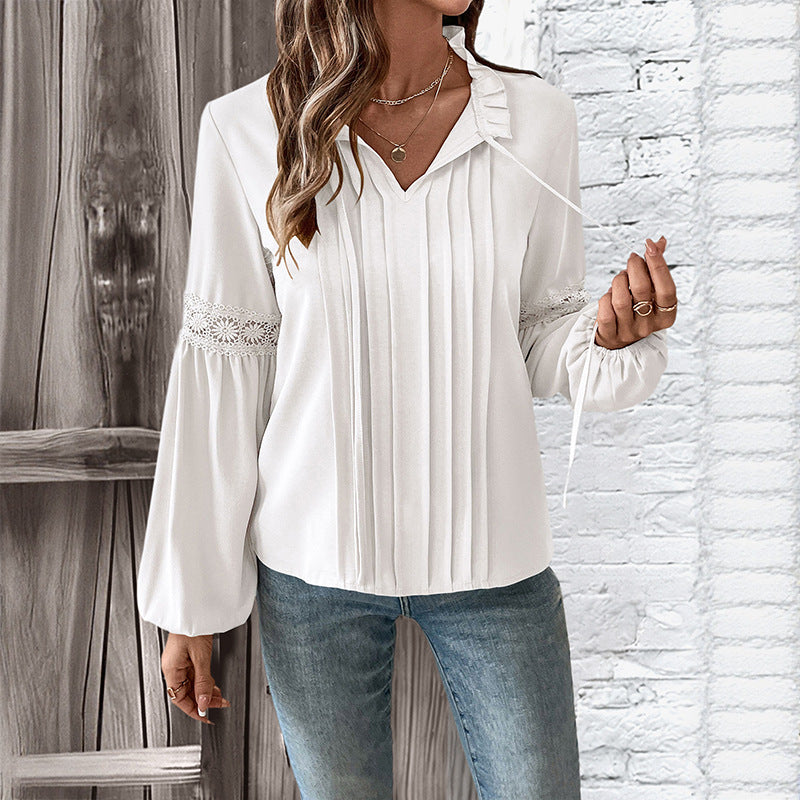 Damen Bluse mit feinen Falten und eleganten Spitzendetails