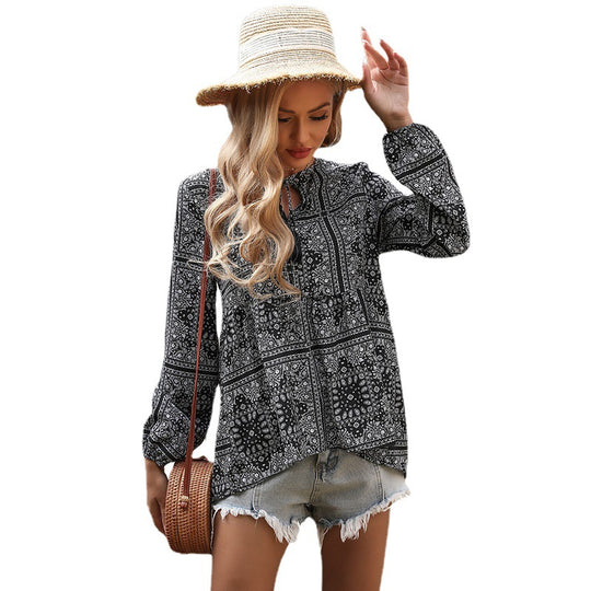 Damen V-Ausschnitt-Tunika mit Paisley-Bandana-Print, QuastenbindShop Noryand und Stufenrock Shop Nory