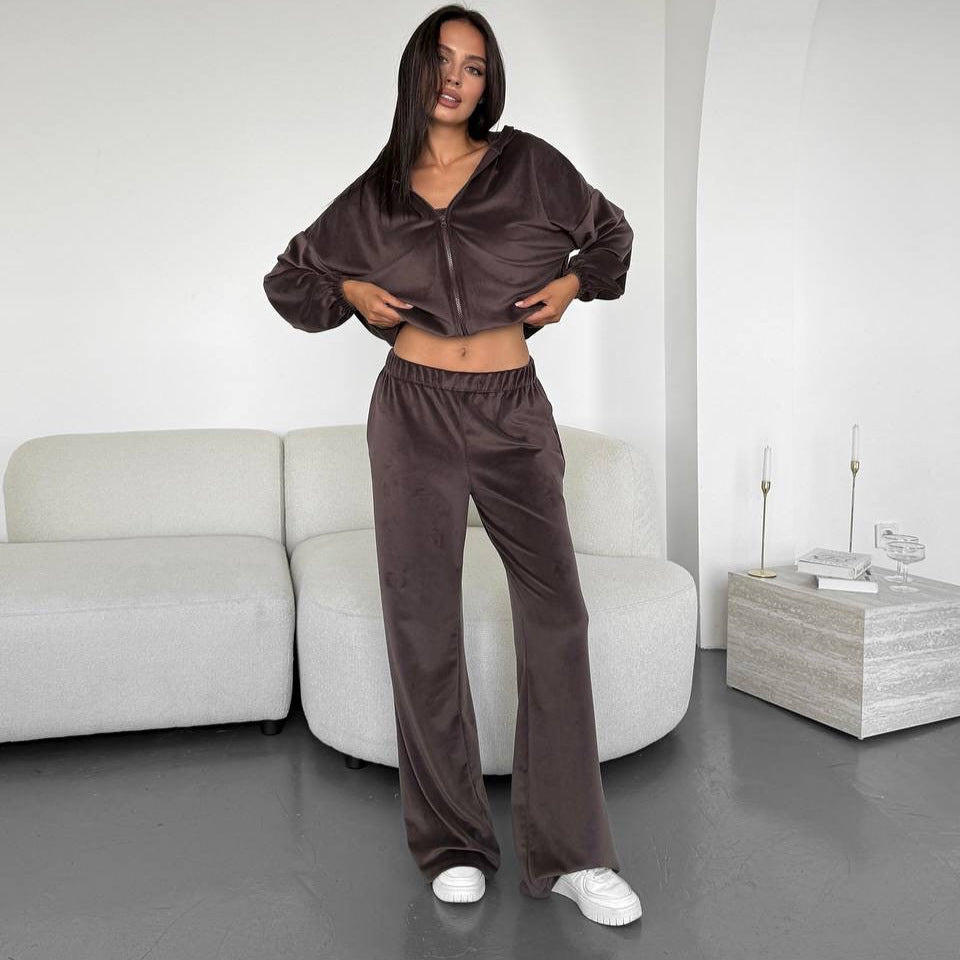 Damen Dreiteiliges Velours-Loungewear-Set mit Cropped-Top, Zip-Hoodie und weitem Palazzo-Hosenbein Shop Nory