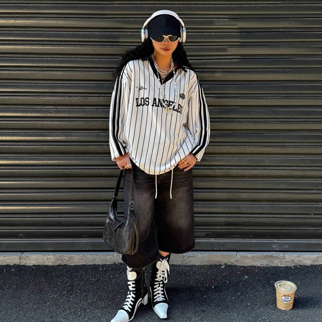 Damen Oversize Baseball-Polo-Shirt mit Nadelstreifen, V-Ausschnitt und Kordel Shop Nory