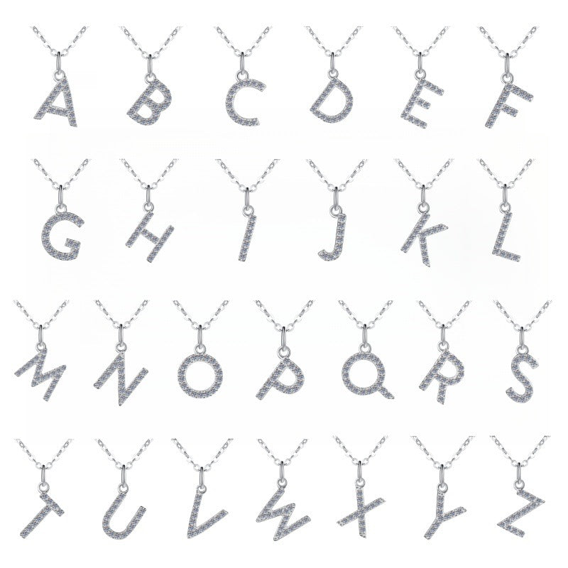 Damen personalisierte Halskette mit funkelnden Zirkonia-Buchstaben Shop Nory