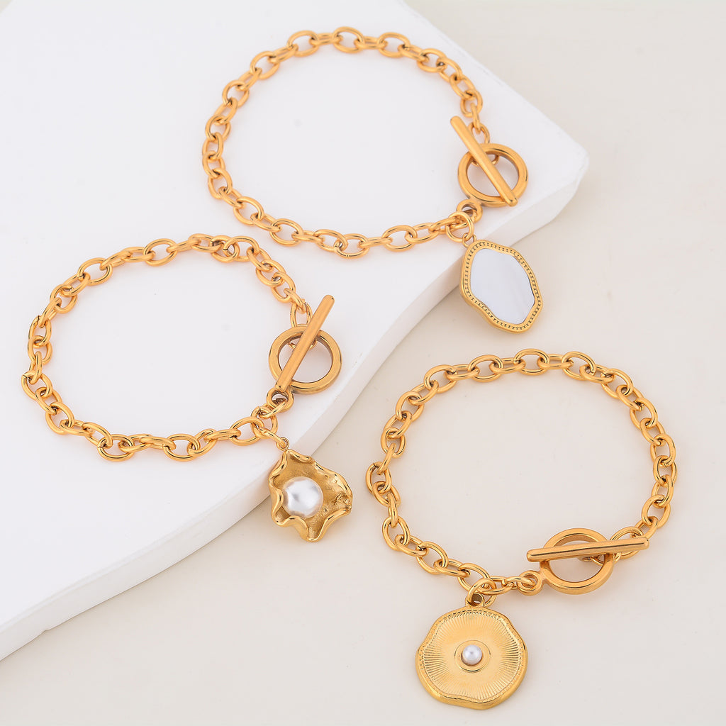 Damen Luxusarmband mit eleganter Medaillon-Applikation Shop Nory