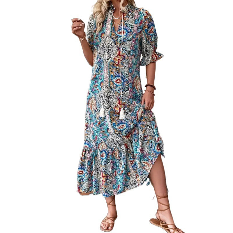 Damen Maxikleid mit verspieltem Paisley-Muster und Rüschendetails Shopnory