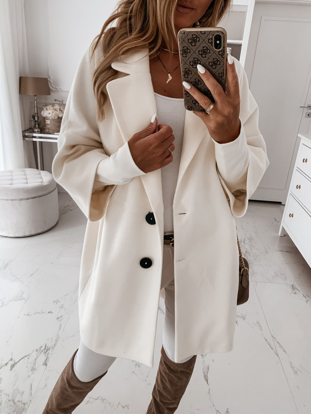 Damen nan kastiger Oversize-Kurzmantel mit fallendem Reverskragen und verdeckten Seitentaschen Shop Nory