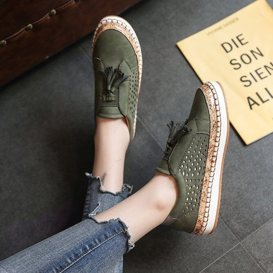 Damen Slip-On Espadrille-Loafer mit Quasten, perforiertem Obermaterial und Kork-Plateau Shop Nory