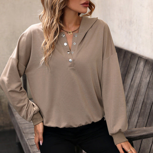 Damen Kapuzen-Henley-Pullover mit Druckknopfleiste, überschnittener Schulter und geripptem Saum Shop Nory