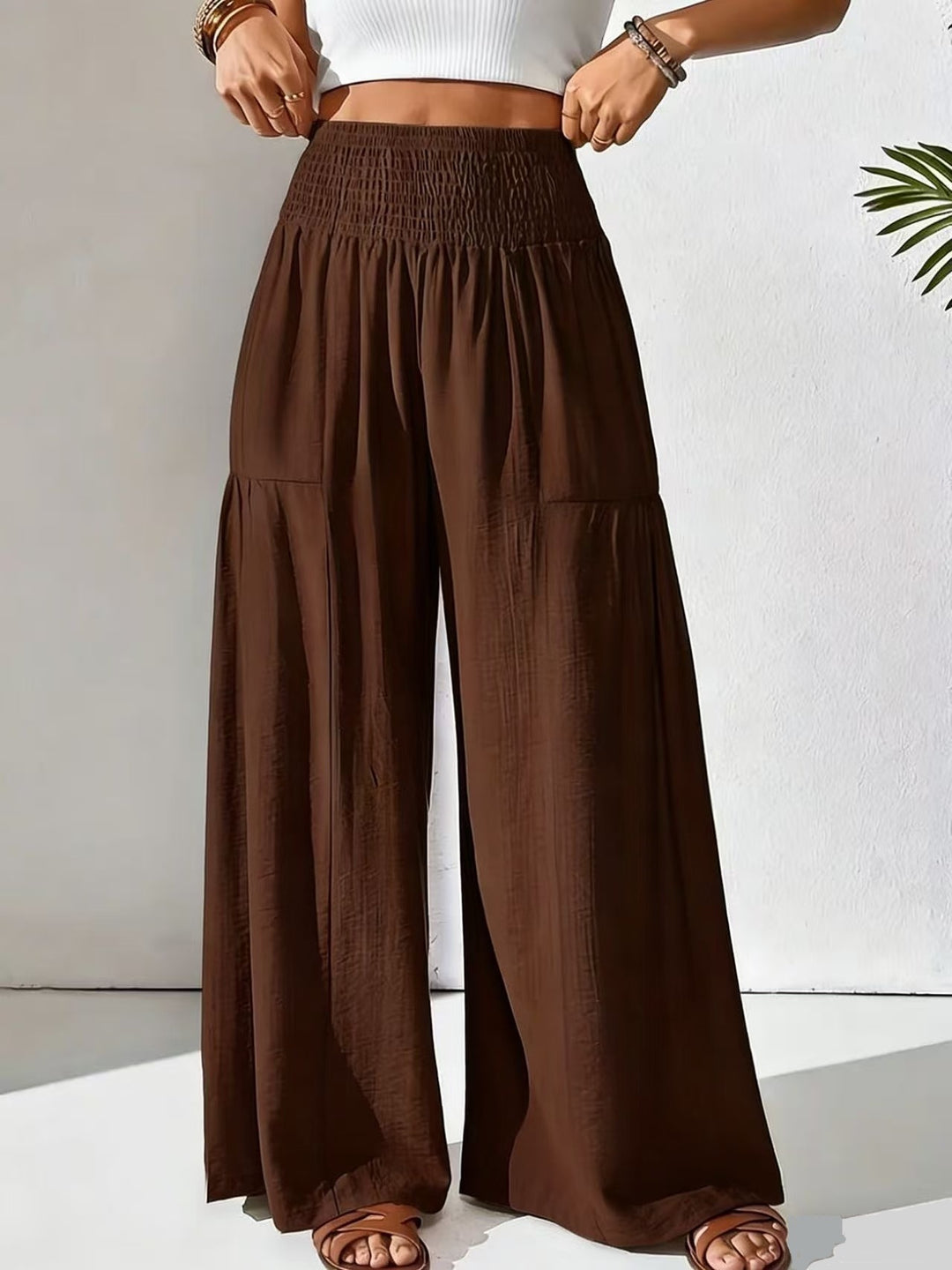Damen weite Palazzo-Hose mit gerafftem Smock-Bund und Stufendetails Shop Nory