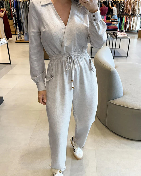 Damen Lässiger Jersey-Overall mit Wickelkragen, Kordel-Taille und aufgesetzten Knopf-Taschen Shop Nory