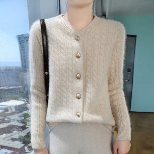 Damen Leichter Zopfstrick-Cardigan in Mohair‑Optik mit dekorativen Perlmuttknöpfen Shop Nory