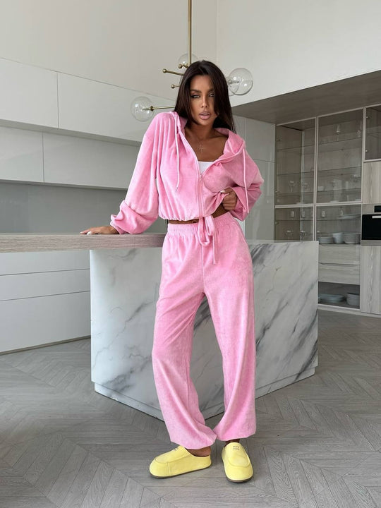 Damen weiches Velours Lounge-Set mit Kapuzenjacke, Reißverschluss und weiten Komforthosen Shop Nory