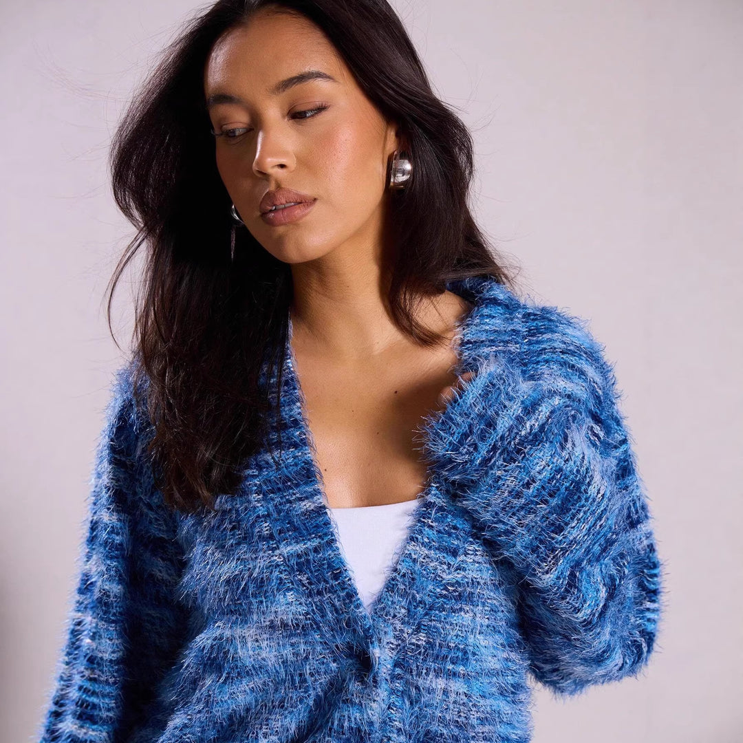 Damen Oversize-Flauschpullover mit weitem Carmen‑Ausschnitt und melierter Strickstruktur Shop Nory