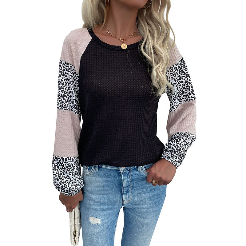 Damen Raglan-Langarmshirt aus Waffeljersey mit Colorblock-Ärmeln und Leoparden-Details Shop Nory