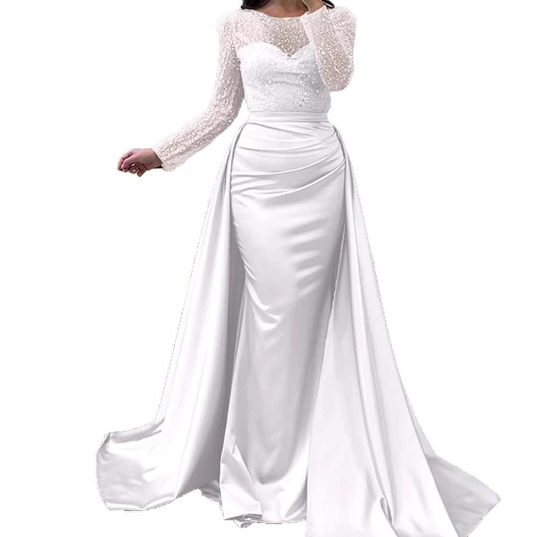 Damen Abendkleid mit funkelndem Paillettenoberteil und elegantem Satinrock
