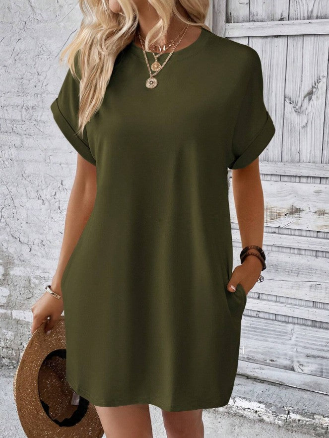 Lässiges einfarbiges Kleid mit Rundhalsausschnitt