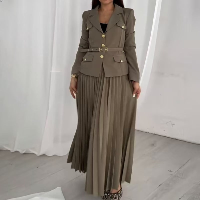 Damen Taillierter Blazer mit Gürtel und Plissierter Maxirock Set Shop Nory