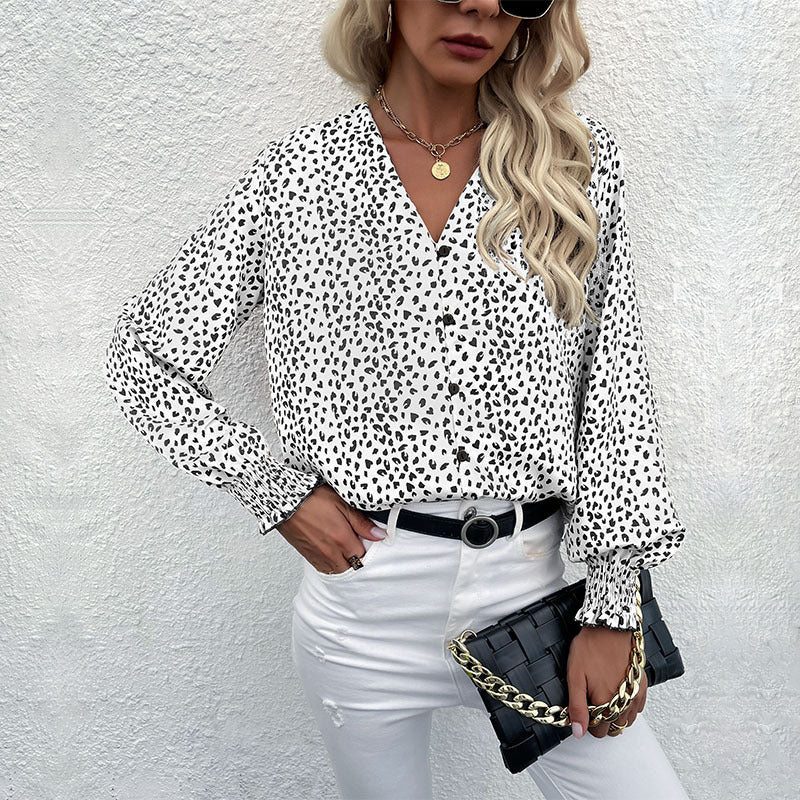 Damen Bluse mit modernem Punktedesign und elastischen Ärmeln