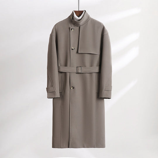 Herren Langgeschnittener Minimalistischer Trenchcoat mit Schalkragen und verstellbaren Ärmelriemen Shop Nory
