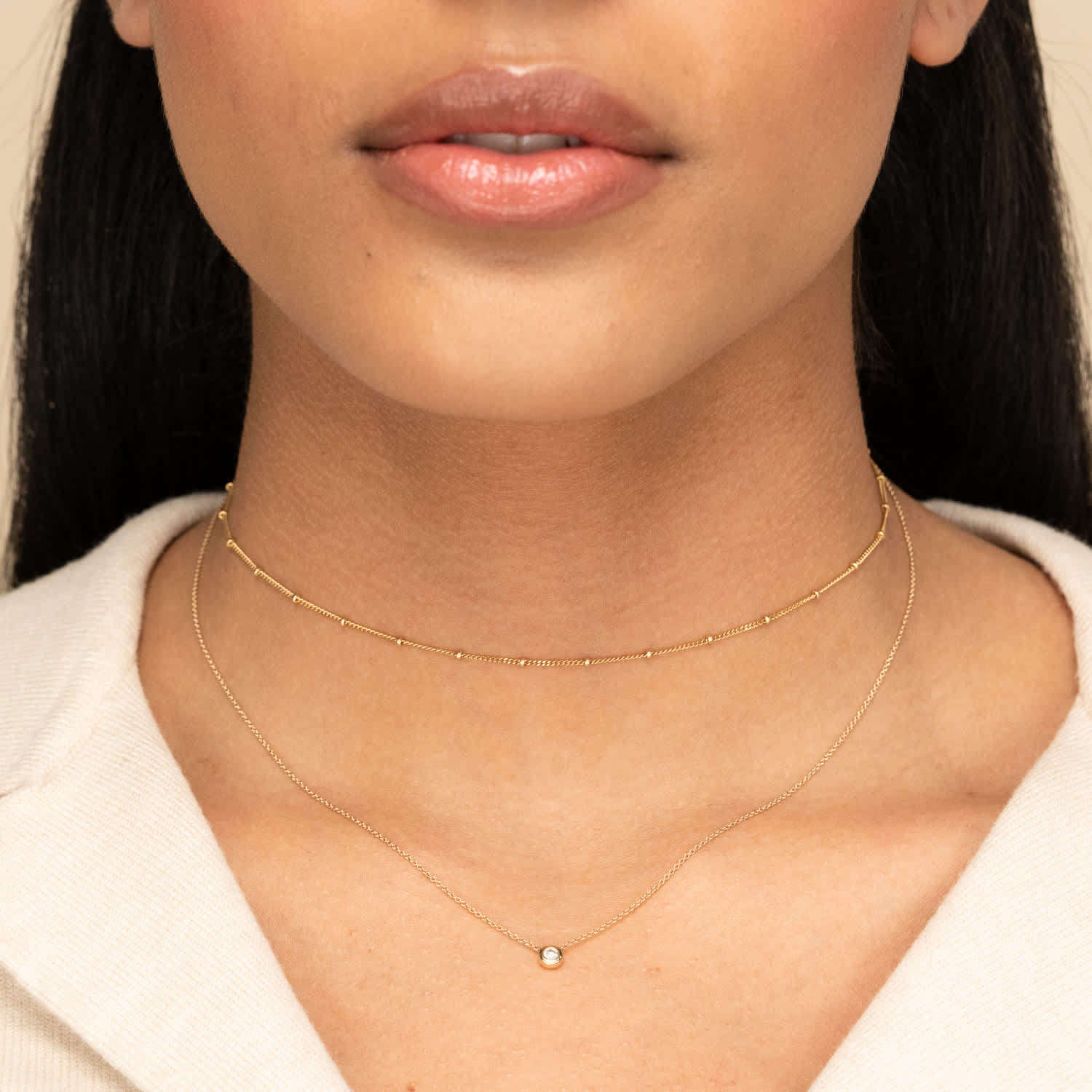 Damen Halskette mit funkelndem Zirkonia-Anhänger und feiner Gliederkette Shop Nory