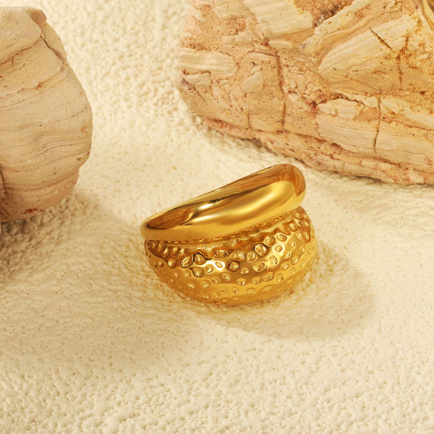 Damen Ring mit modernem, geschwungenem Knoten-Design Shop Nory