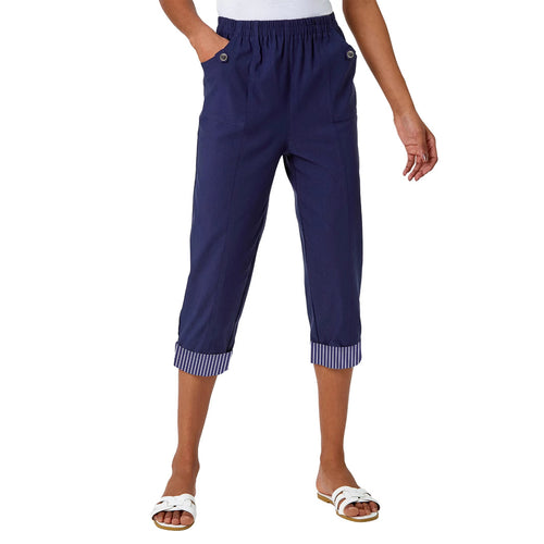 Damen Cropped Capri-Hose mit elastischem Bund, aufgesetzten Taschen und kontrastiertem Umschlag Shop Nory