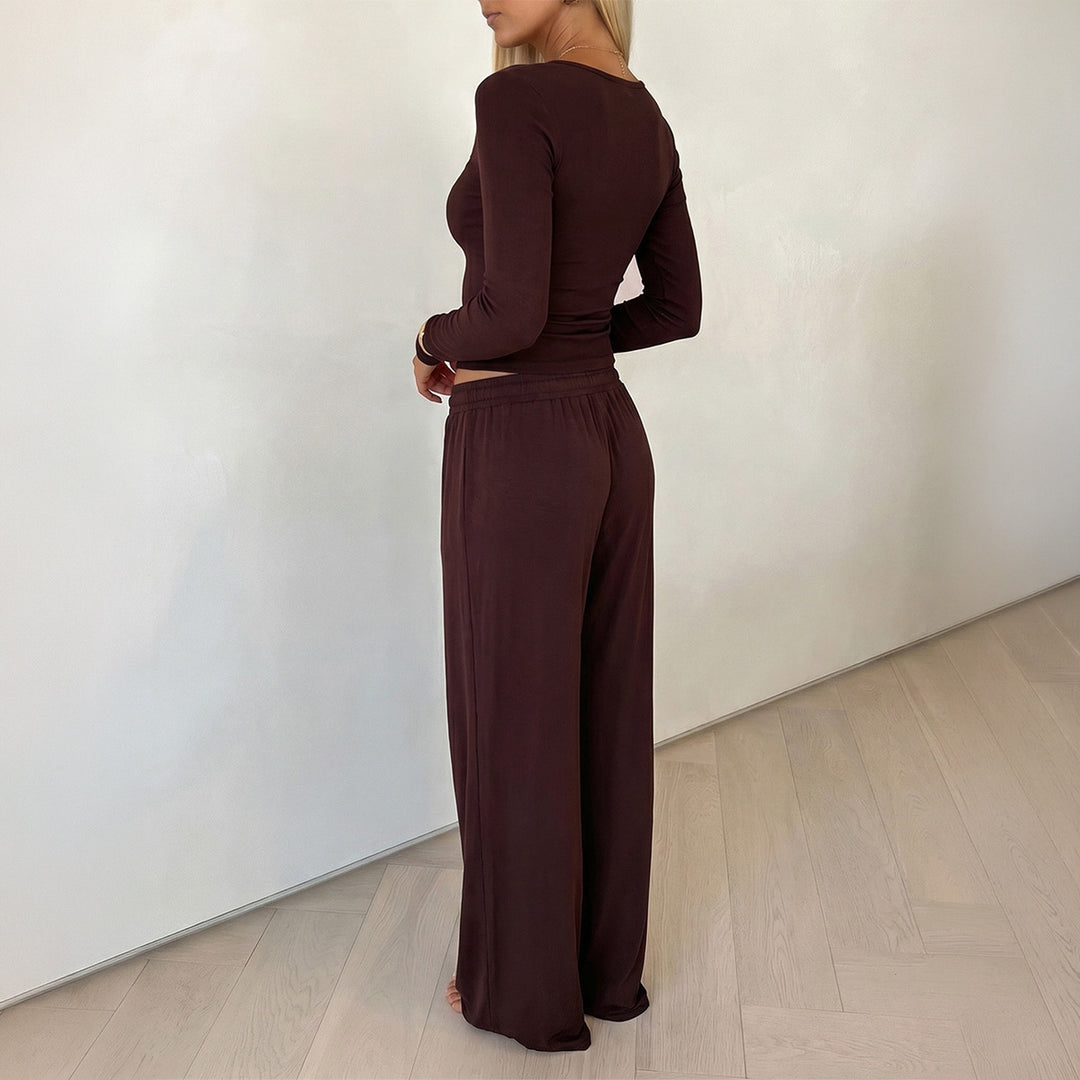 Damen nan elegantes Lounge-Set mit figurbetontem V-Ausschnitt Longsleeve und weiten Relax-Hosen Shop Nory