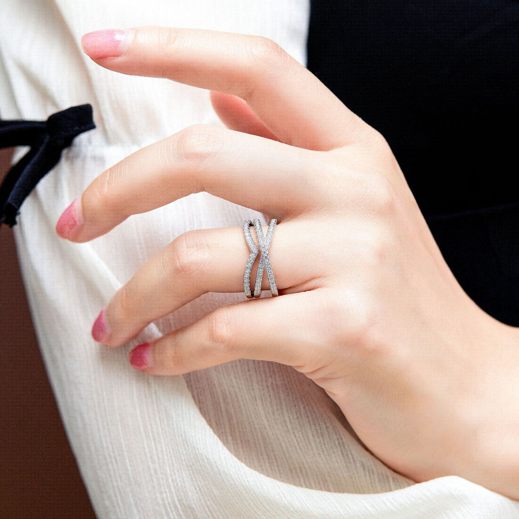 Damen Ring mit funkelnden Zirkonia Shop Nory