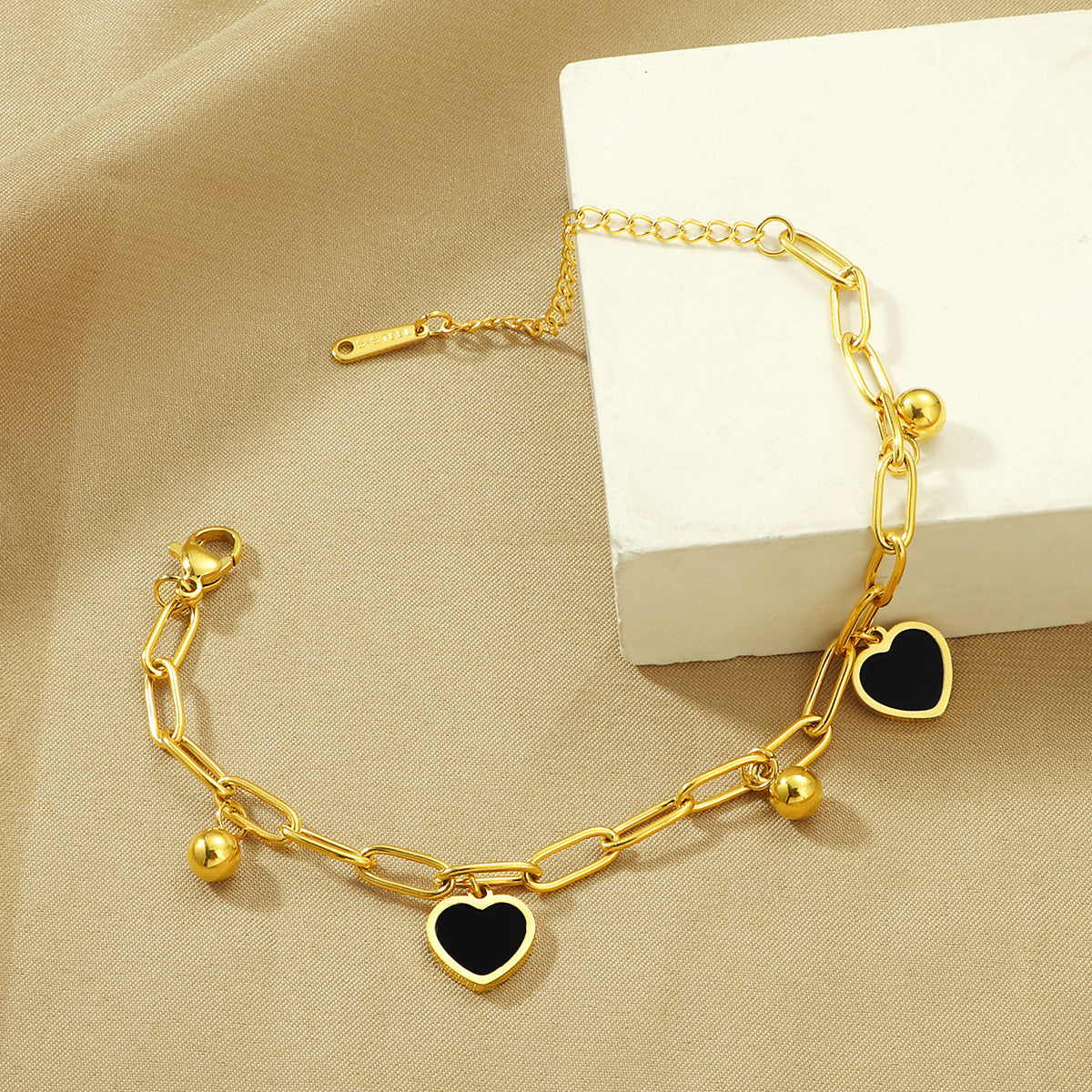 Frauen Herzförmige Charm Armband Shop Nory